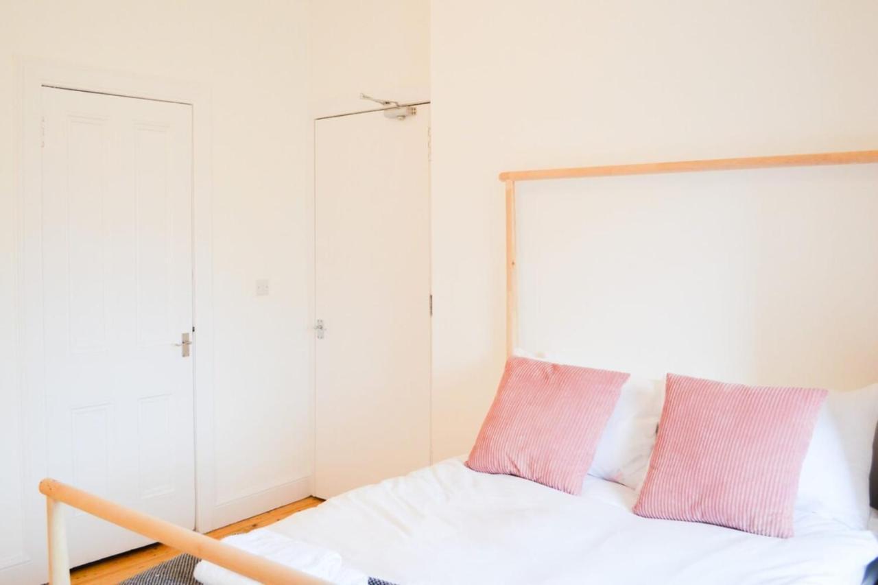 Modern 1 Bedroom Flat In The Heart Of เอดินบะระ ภายนอก รูปภาพ